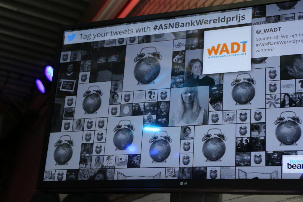www.duurzaamheidskompas.nl-asnbank wereldprijs 2014-tweet beamer